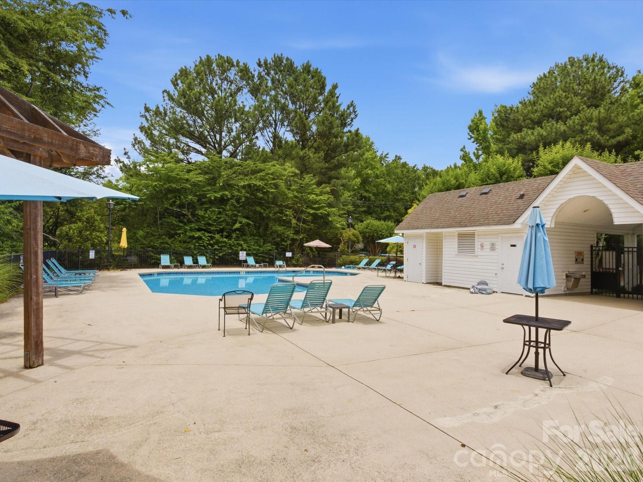 15477 Asterwind Court — Charlotte