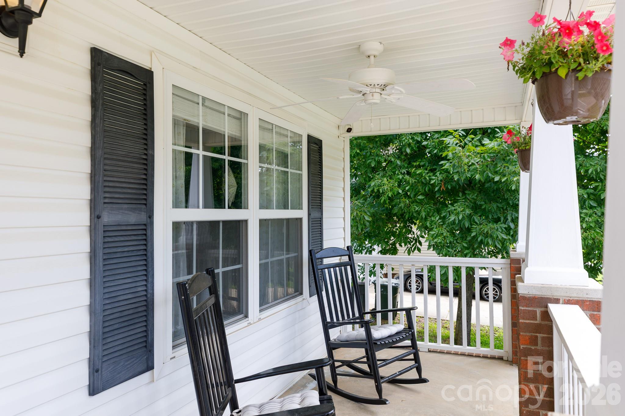 1566 Meadow Glen Lane — Rock Hill