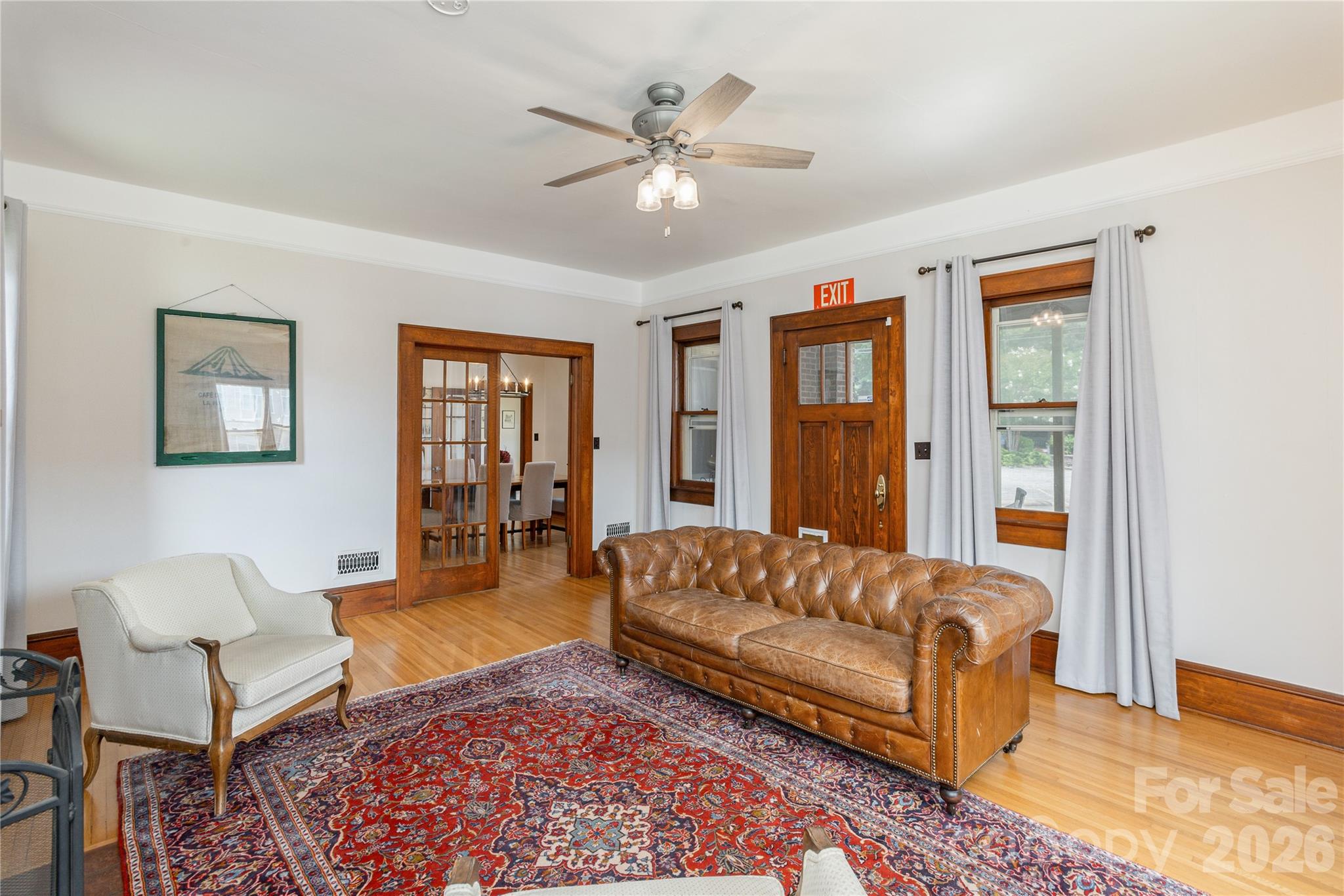 831 Oakland Street — Hendersonville