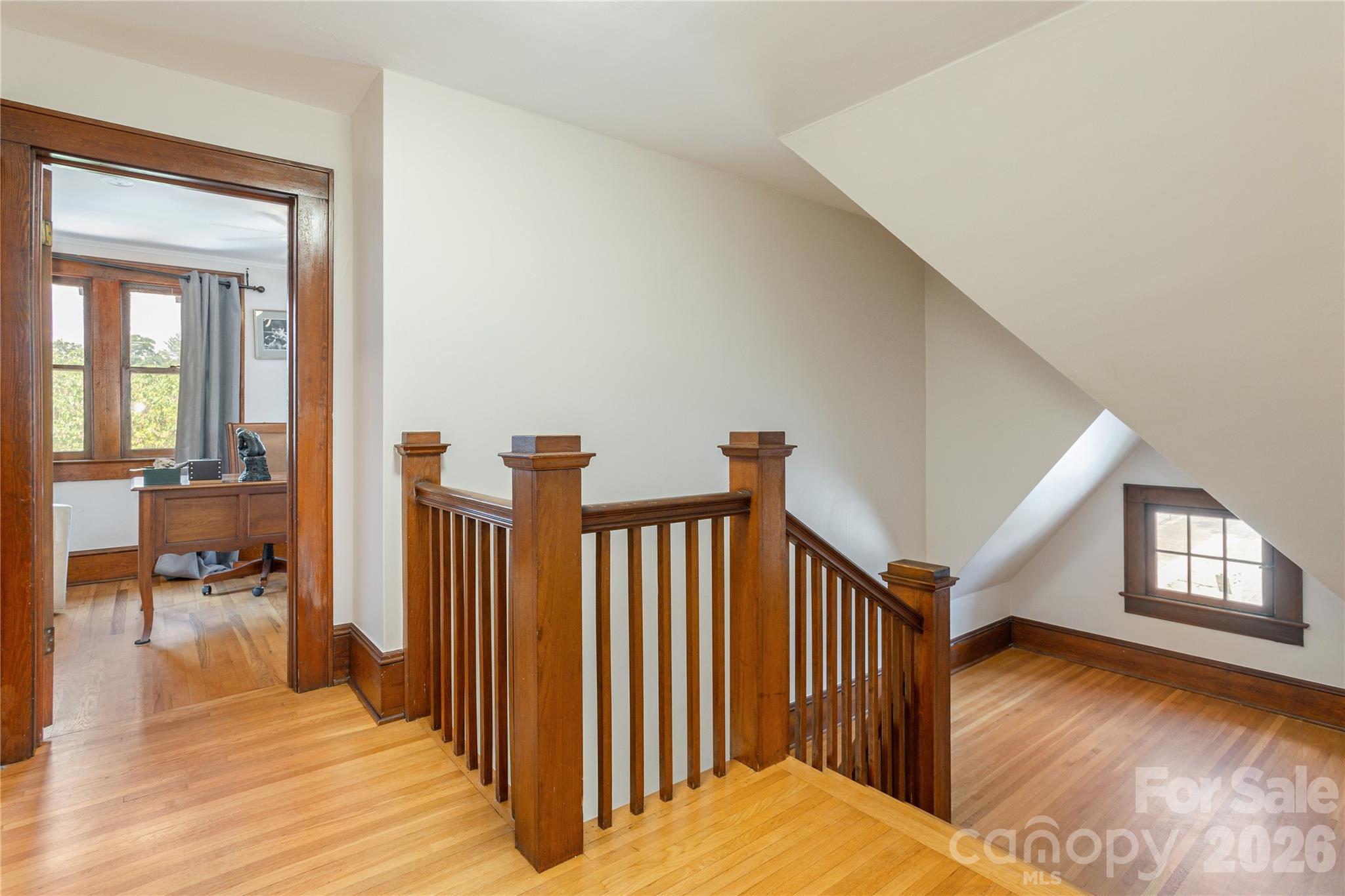 831 Oakland Street — Hendersonville