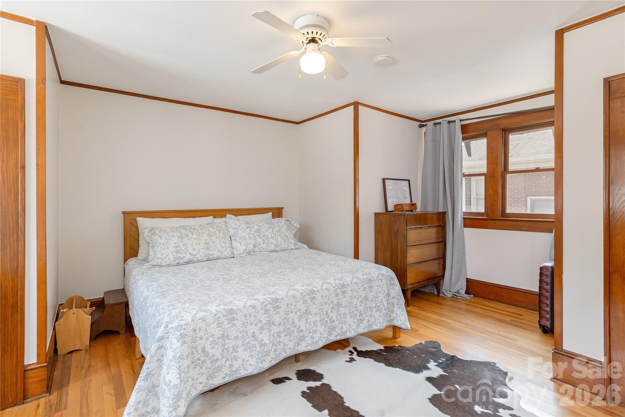 831 Oakland Street — Hendersonville