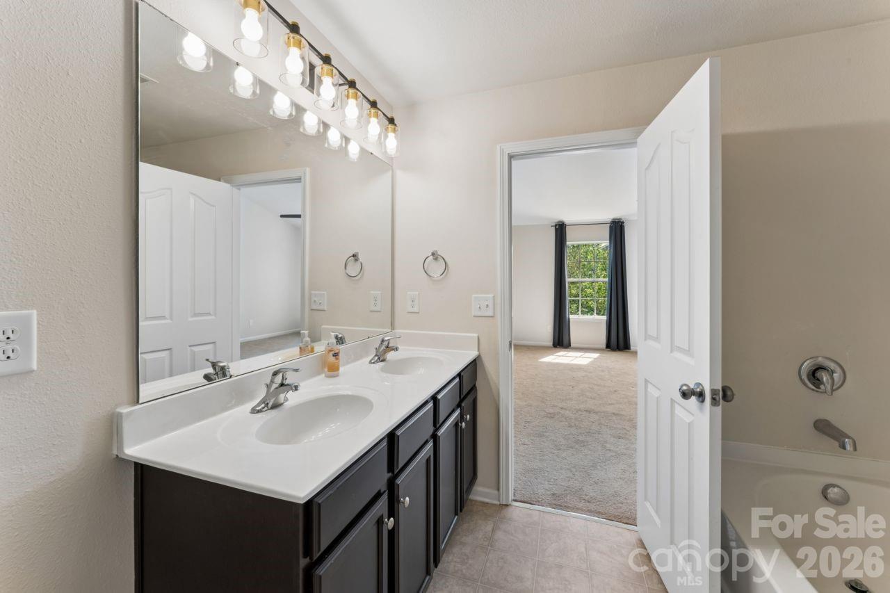 129 Quail Springs Road — Statesville