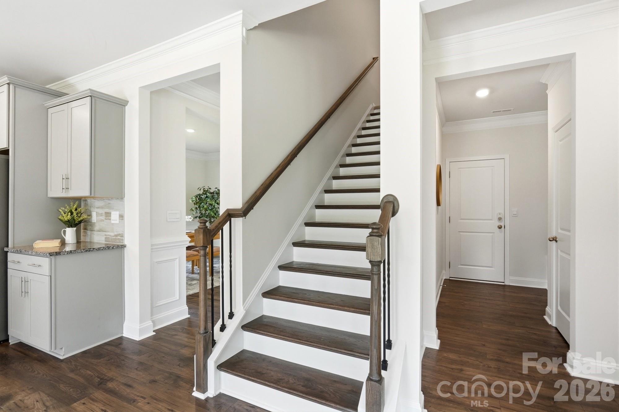 2431 Napa Terrace — Clover