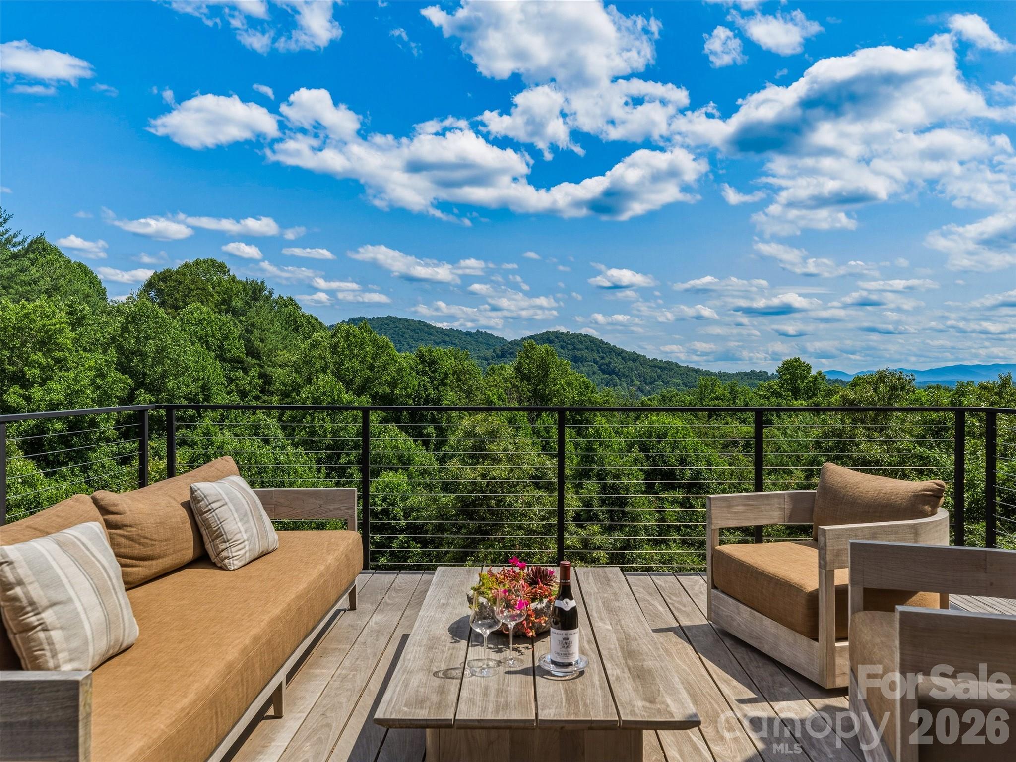 47 Garland Drive — Asheville