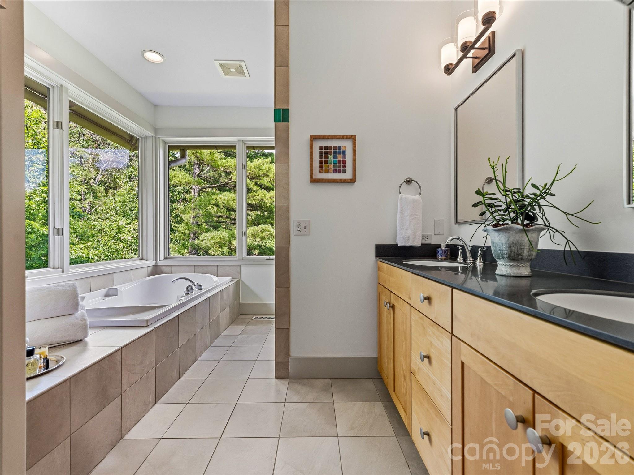 47 Garland Drive — Asheville