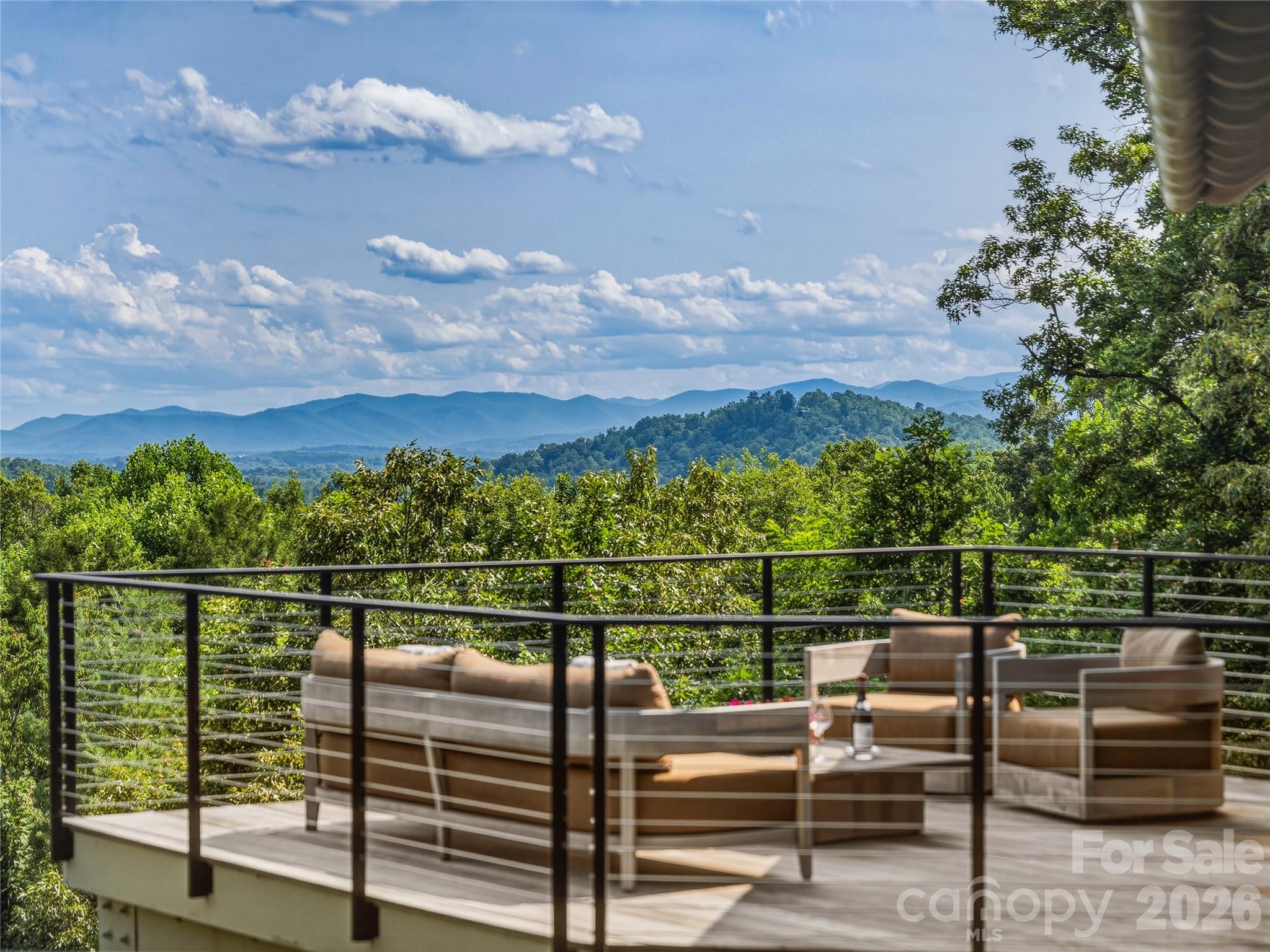 47 Garland Drive — Asheville