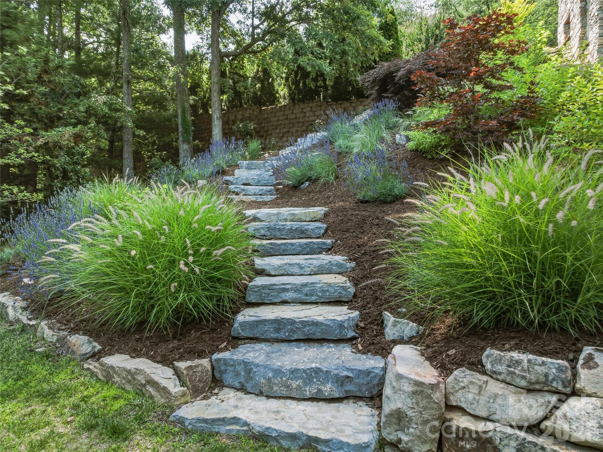 47 Garland Drive — Asheville