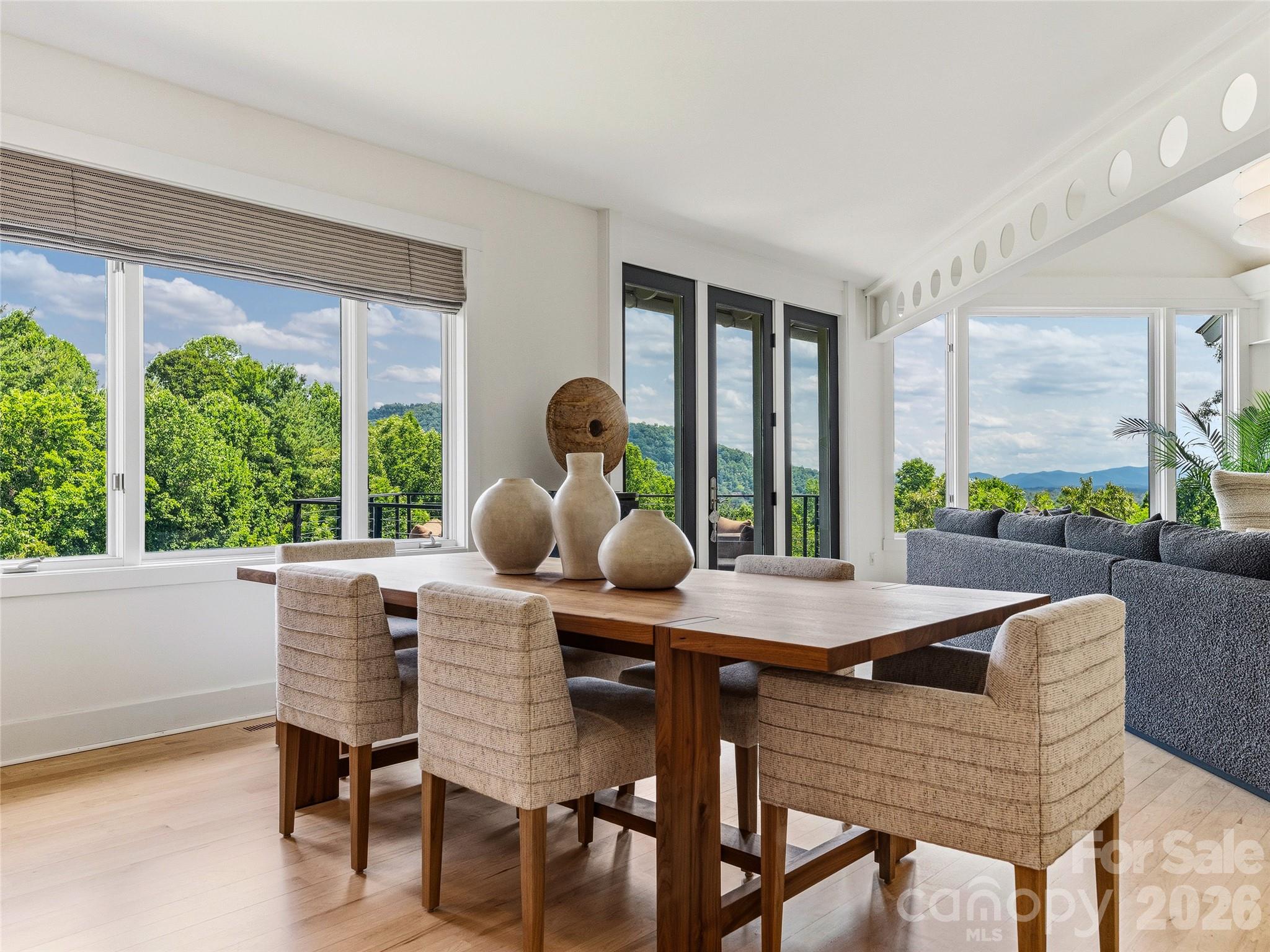 47 Garland Drive — Asheville