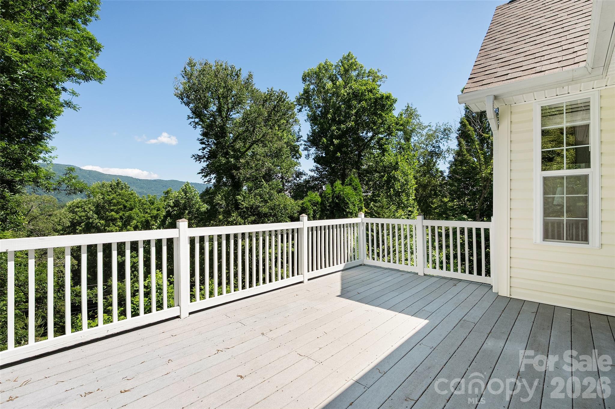 637 April Park — Waynesville