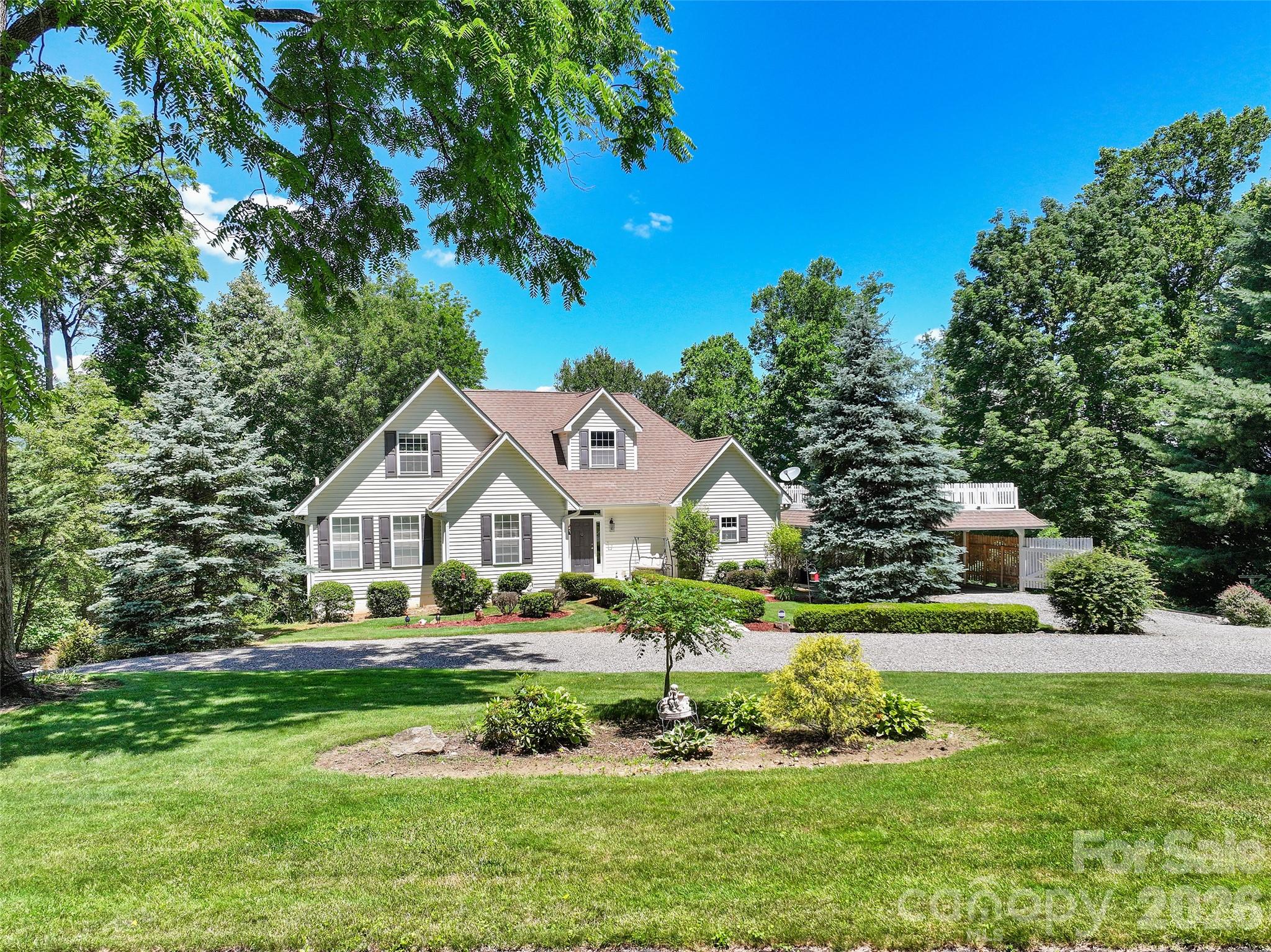 637 April Park — Waynesville