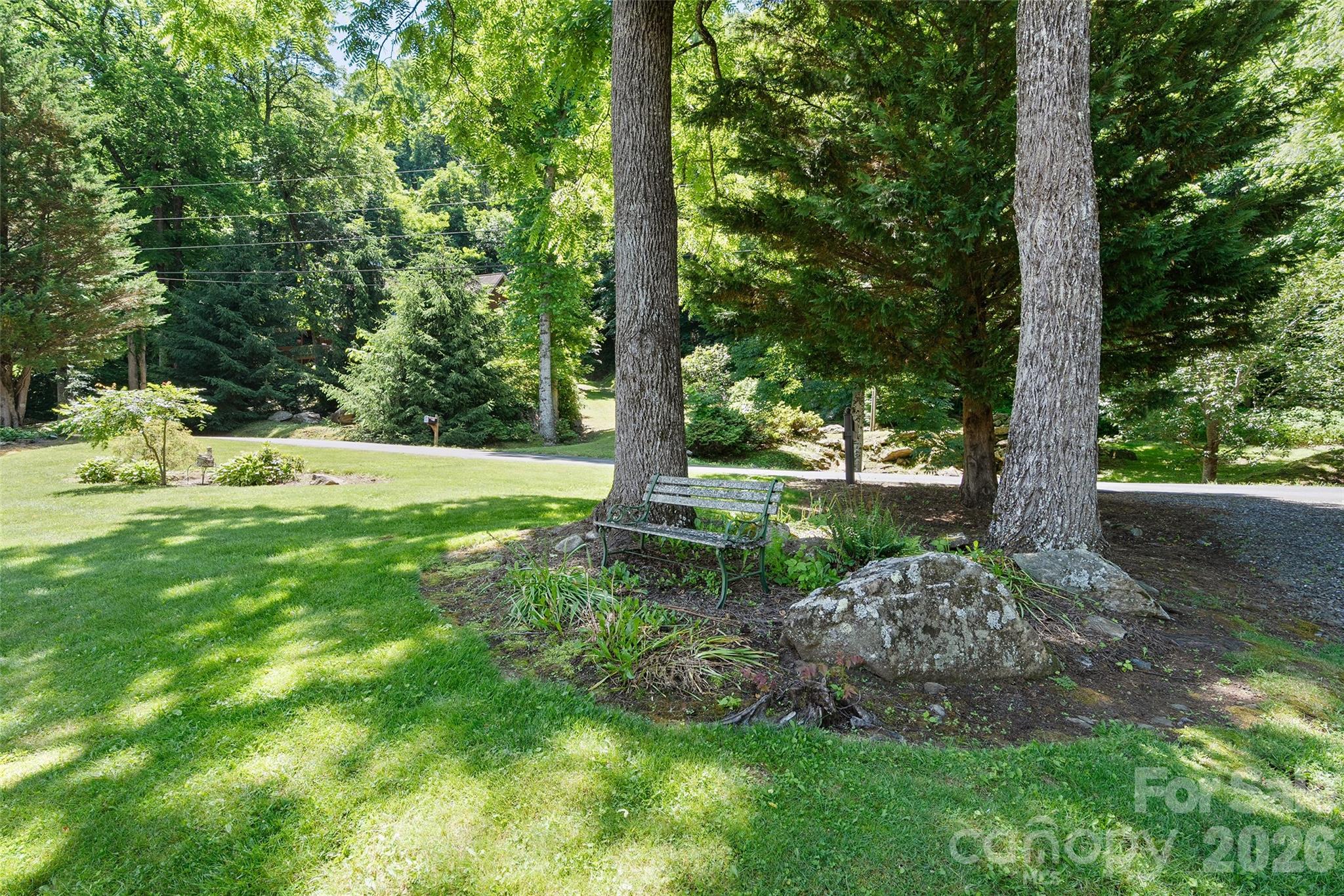 637 April Park — Waynesville