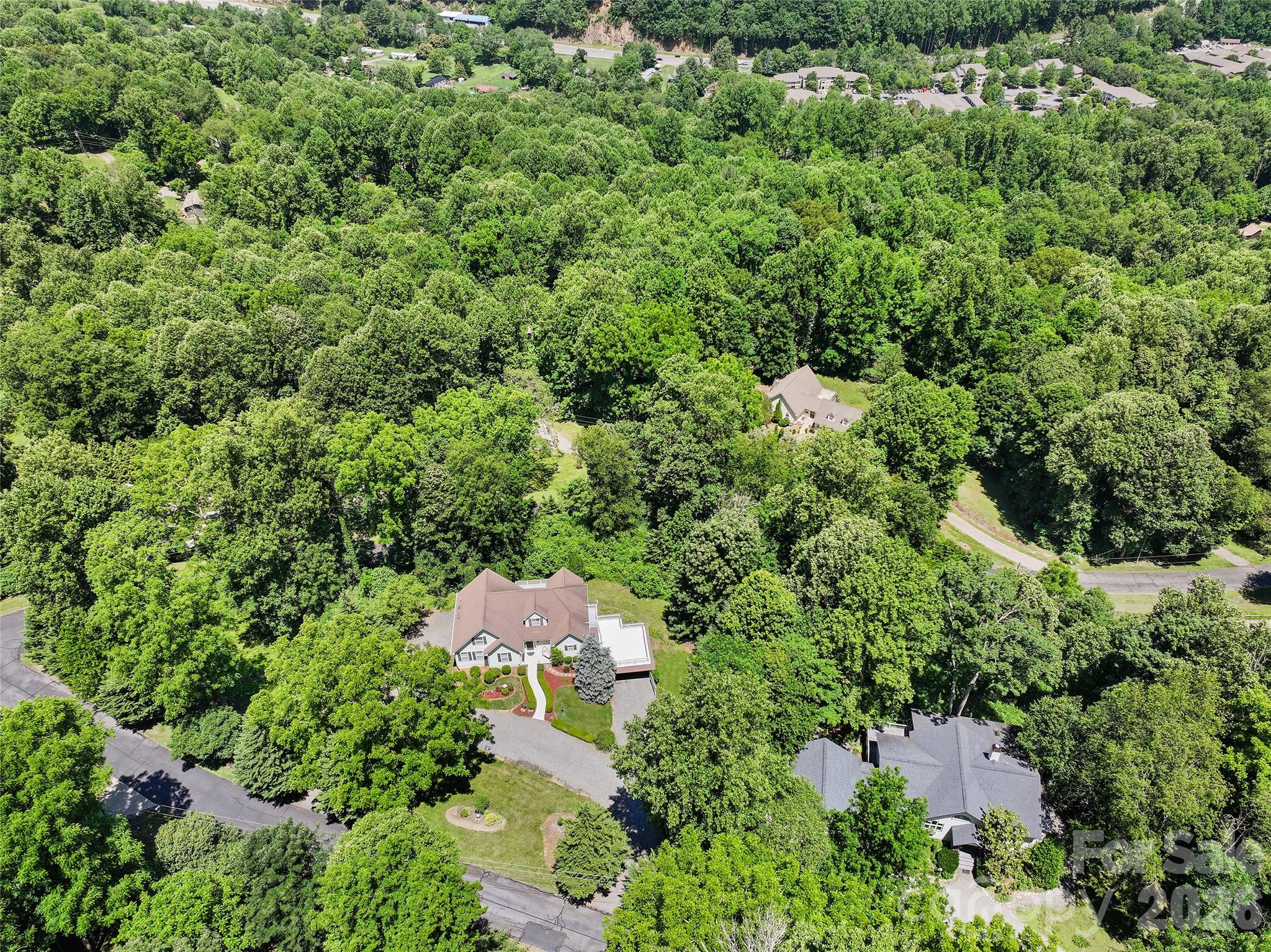 637 April Park — Waynesville