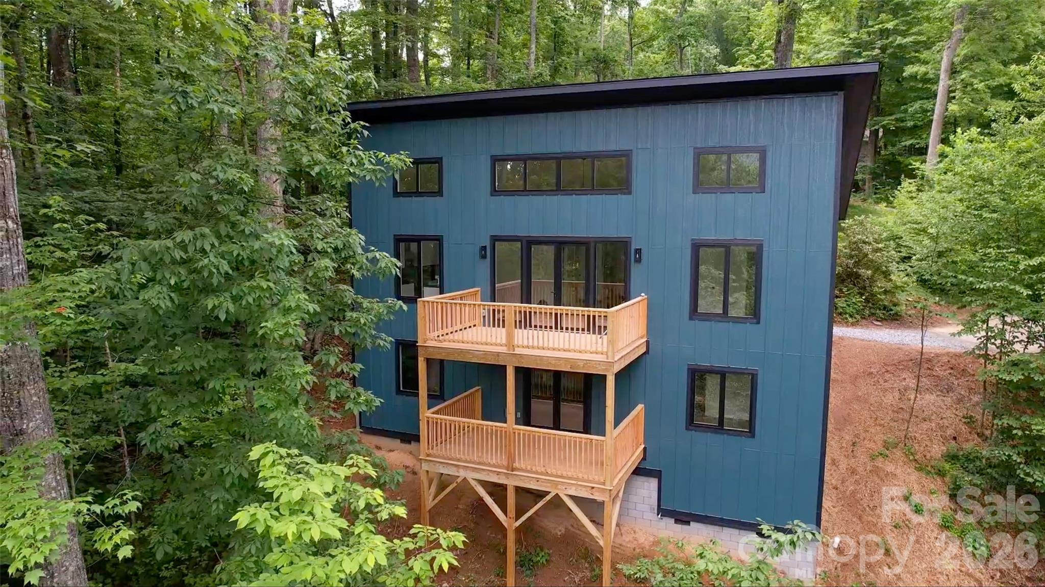 50 Sleeping Bear Ridge — Maggie Valley