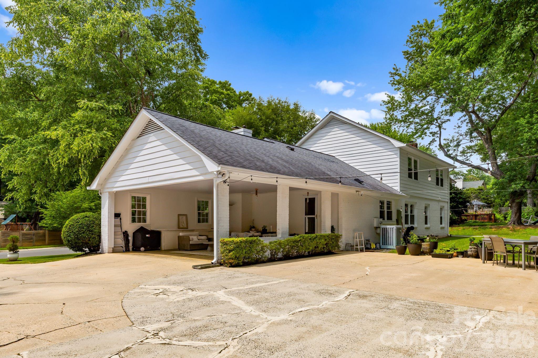 6620 Newhall Road — Charlotte