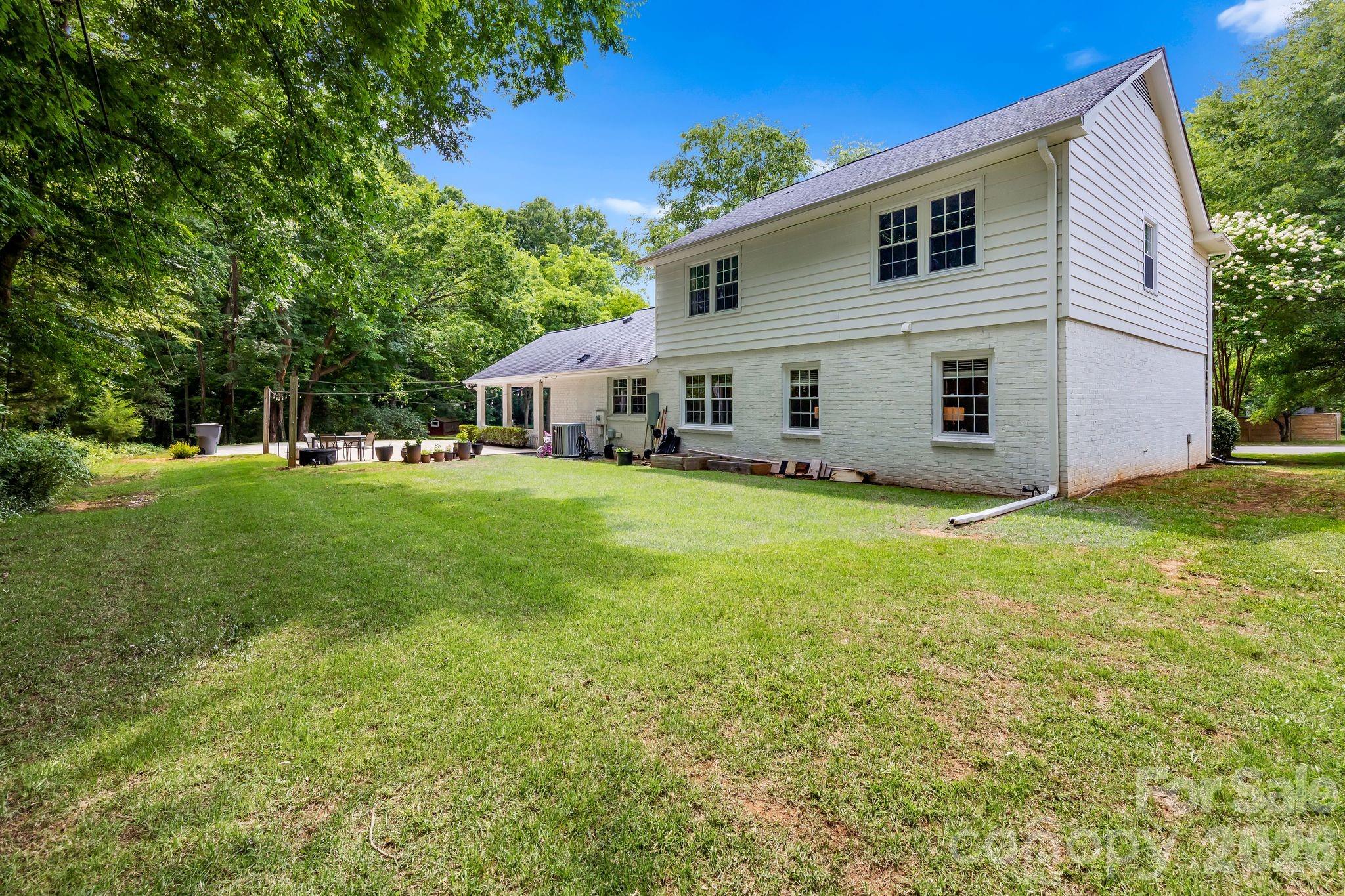 6620 Newhall Road — Charlotte
