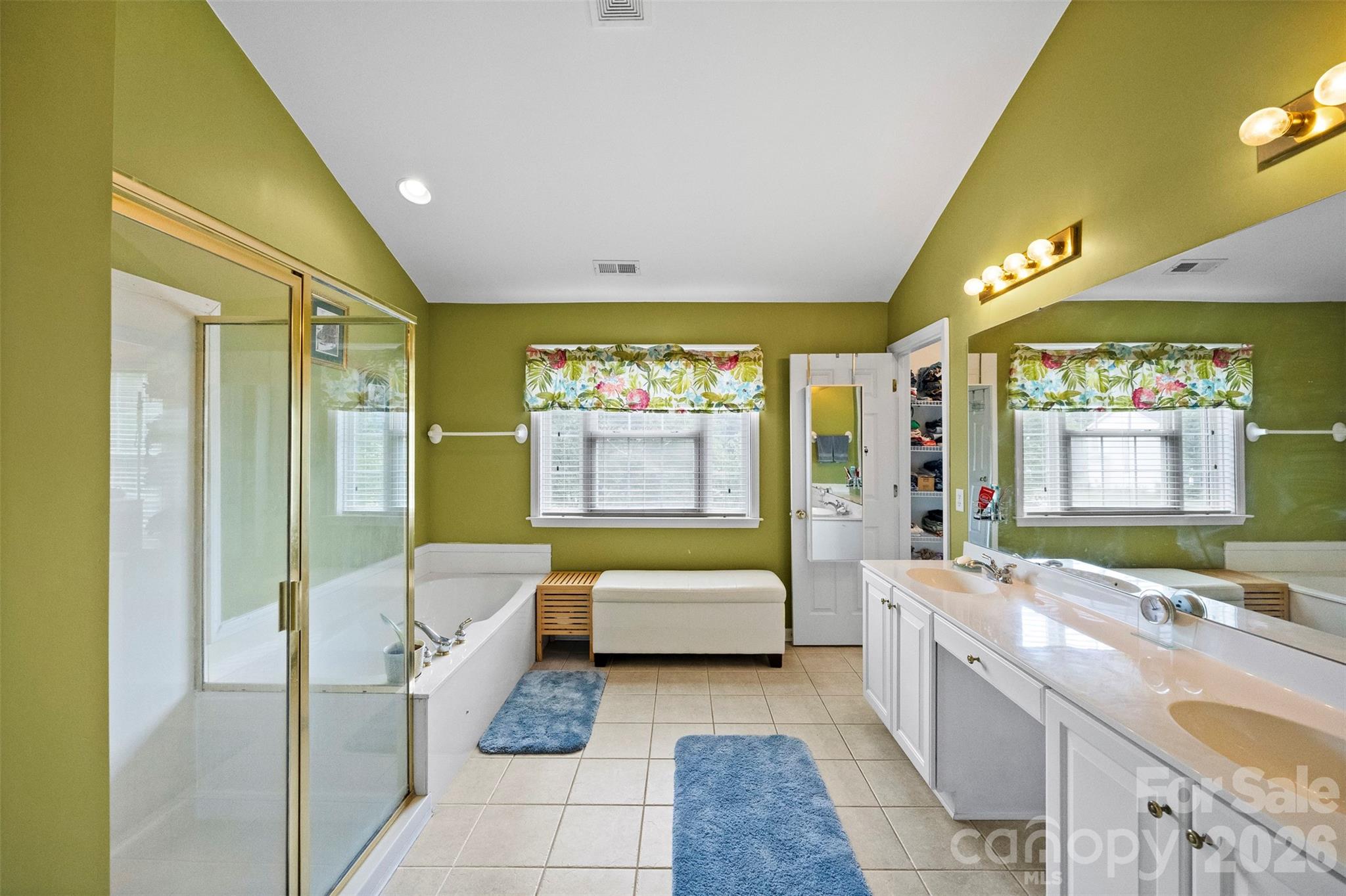 1845 Mountain Trail Drive — Charlotte