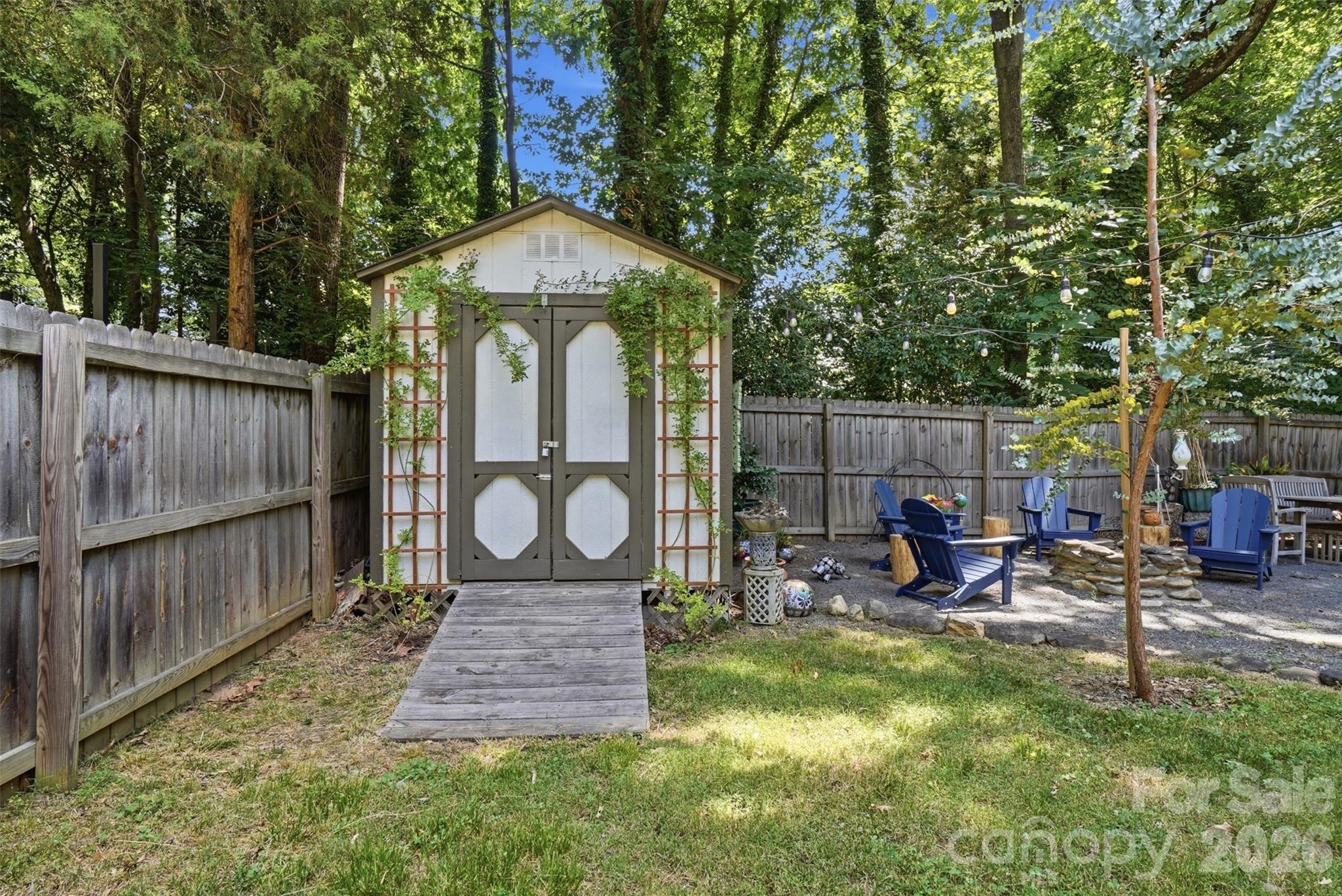 4431 Garris Road — Charlotte