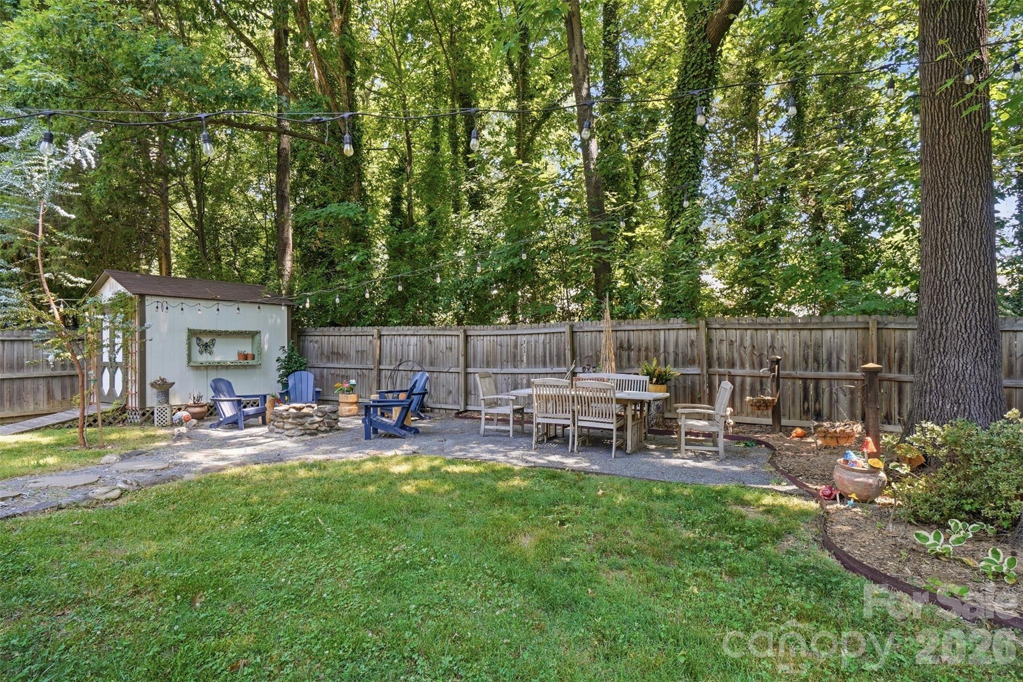 4431 Garris Road — Charlotte