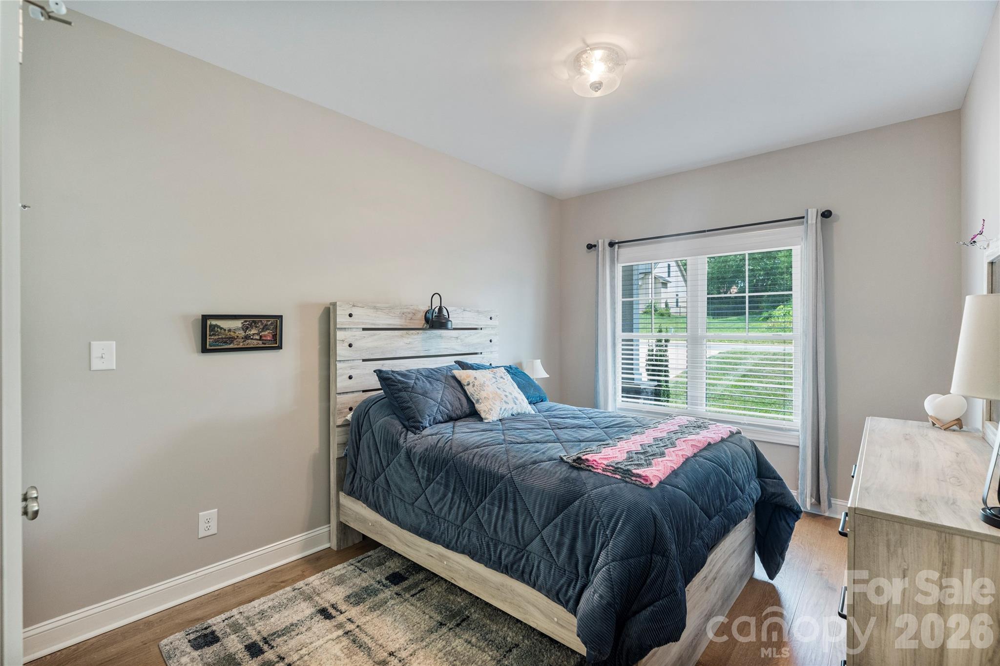 4944 Southview Drive — Hickory