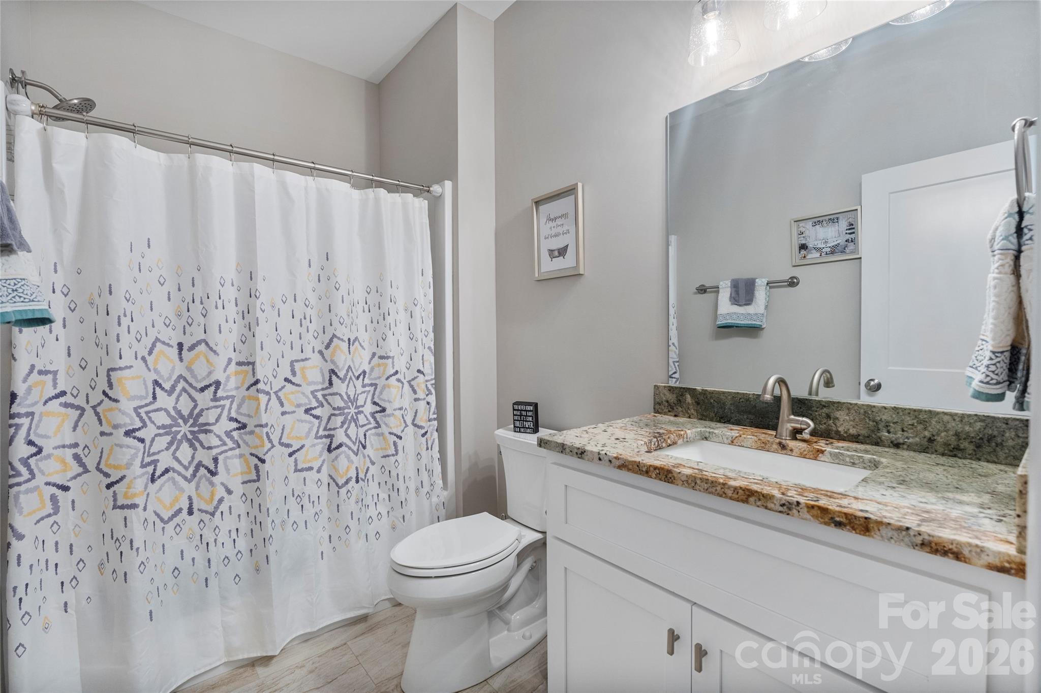 4944 Southview Drive — Hickory