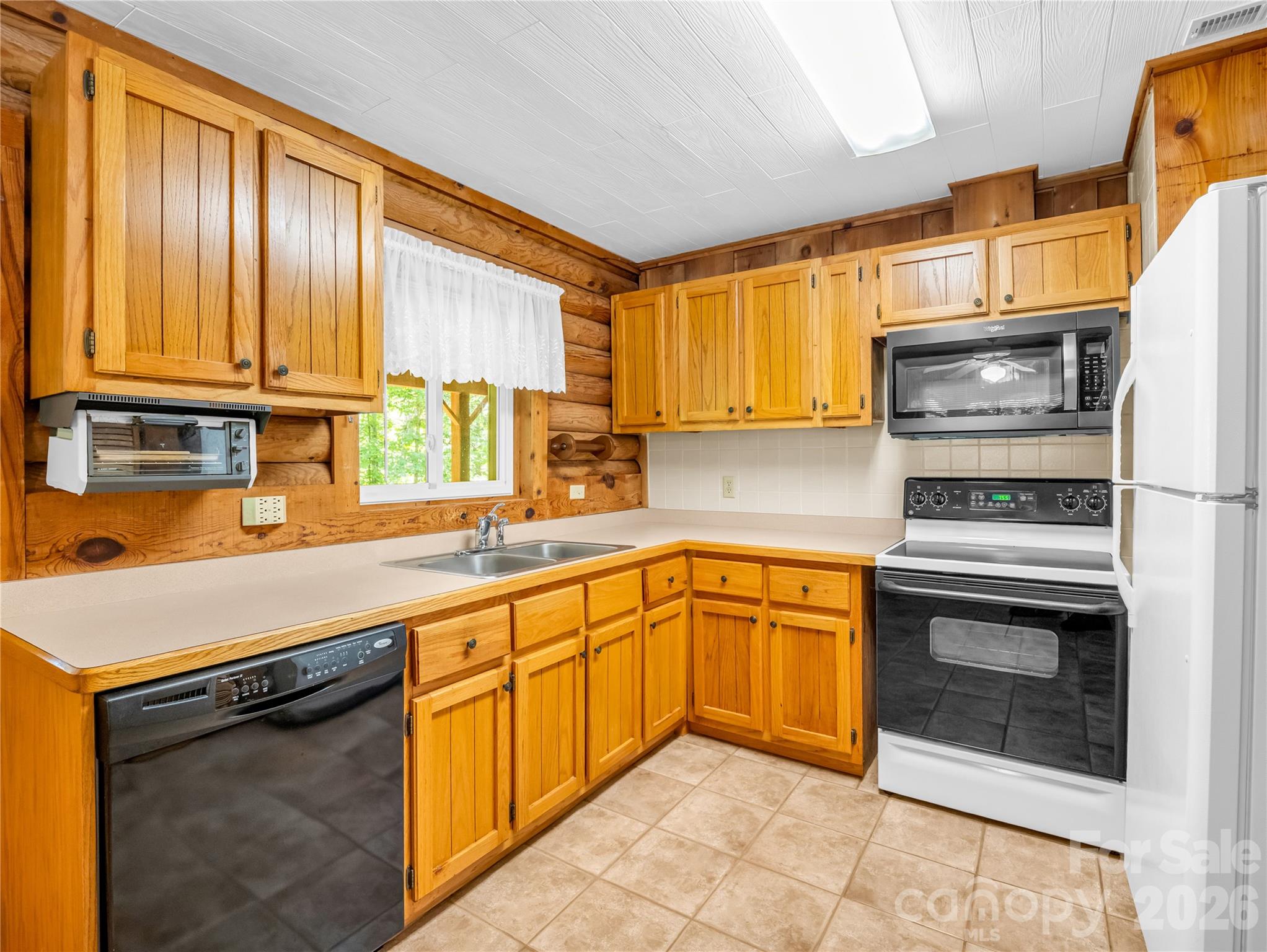 137 Amys Ridge Road — Lake Lure