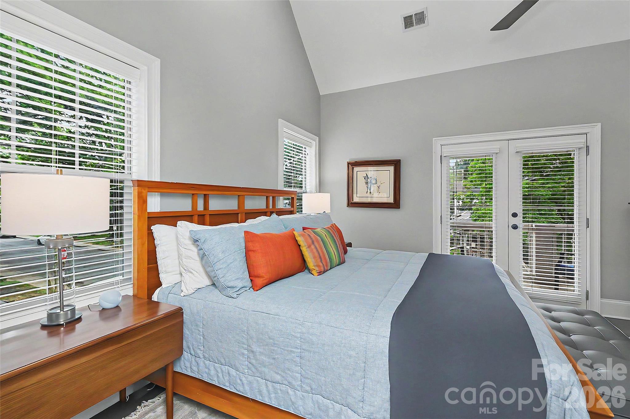 3205 N Mcdowell Street — Charlotte