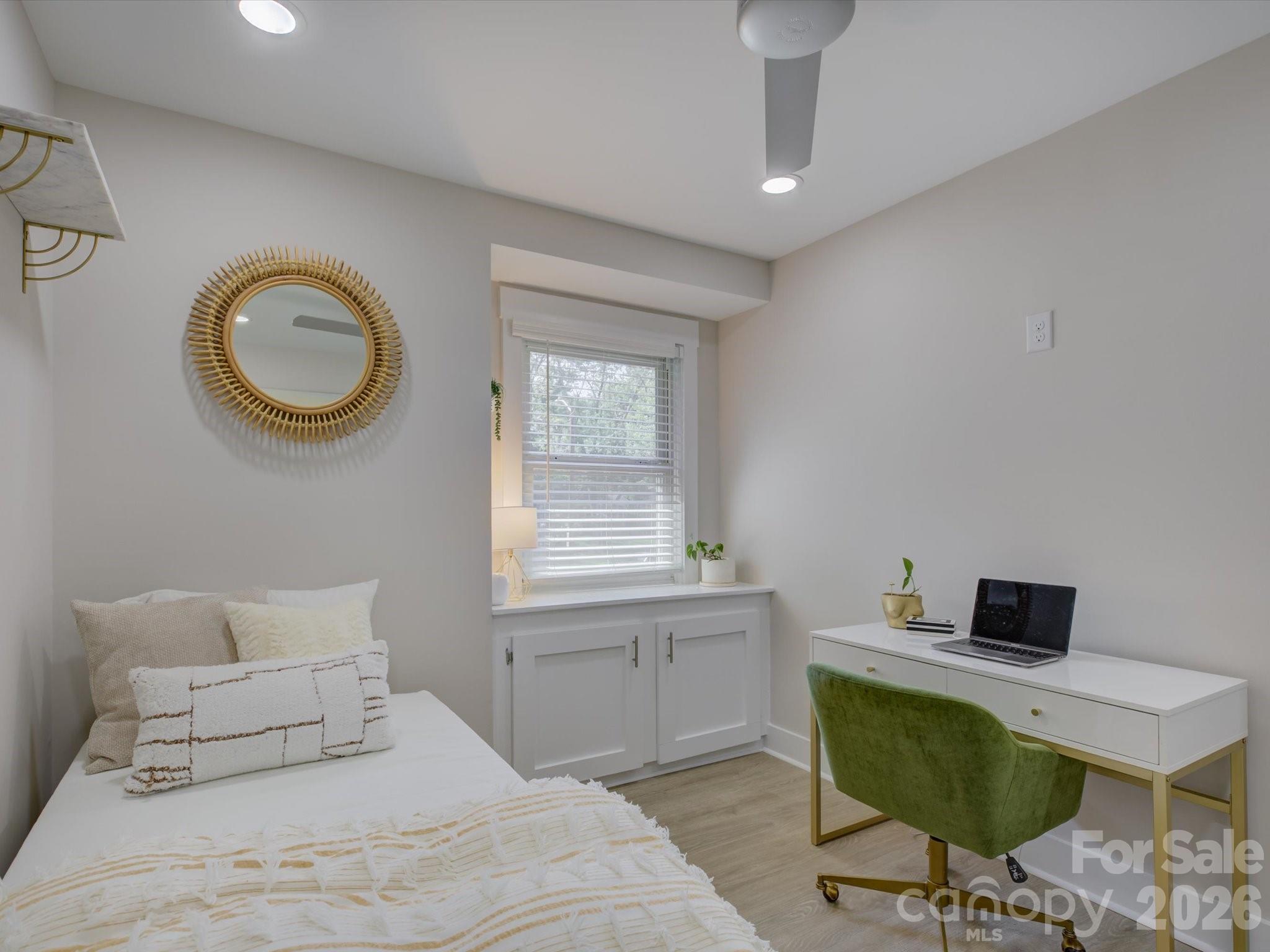 3423 Sudbury Road — Charlotte