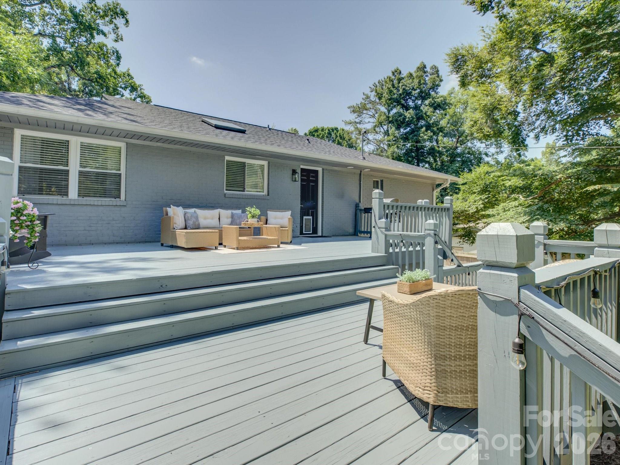 3423 Sudbury Road — Charlotte