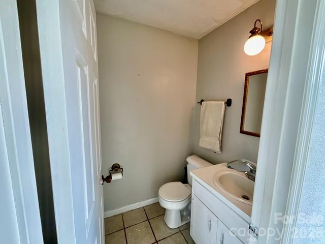 5521 Suttlemyre Lane — Hickory