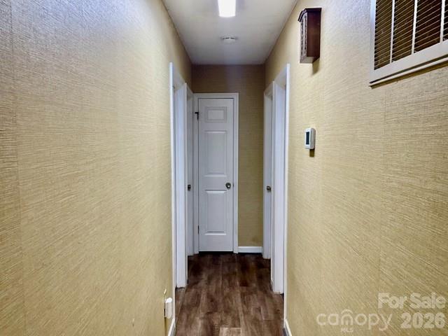 5521 Suttlemyre Lane — Hickory