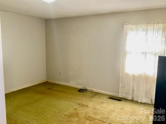 5521 Suttlemyre Lane — Hickory
