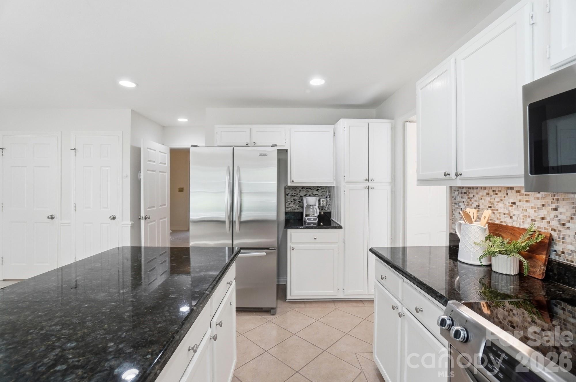 723 Walnut Point Drive — Matthews