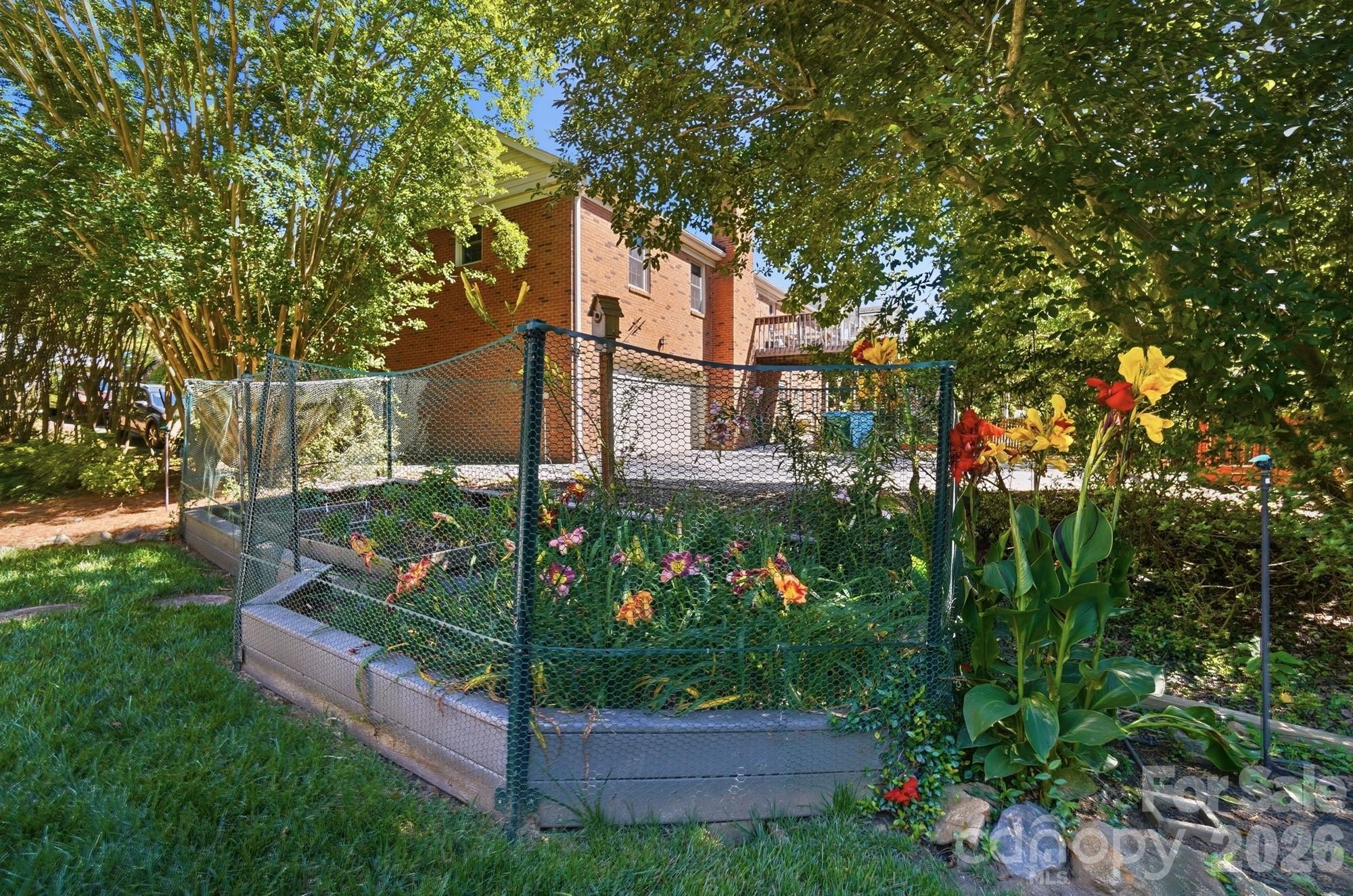 723 Walnut Point Drive — Matthews