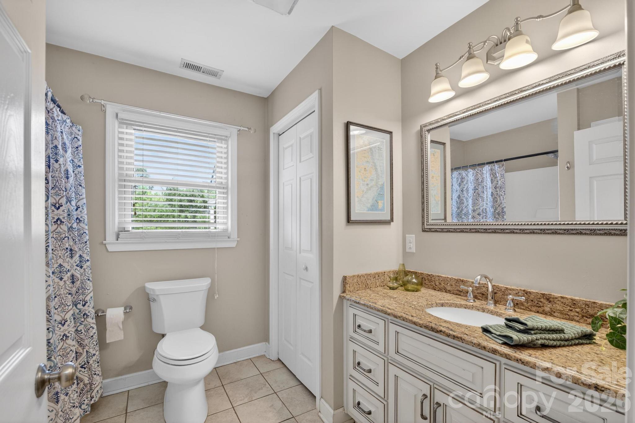 2411 Allendale Circle — Lenoir