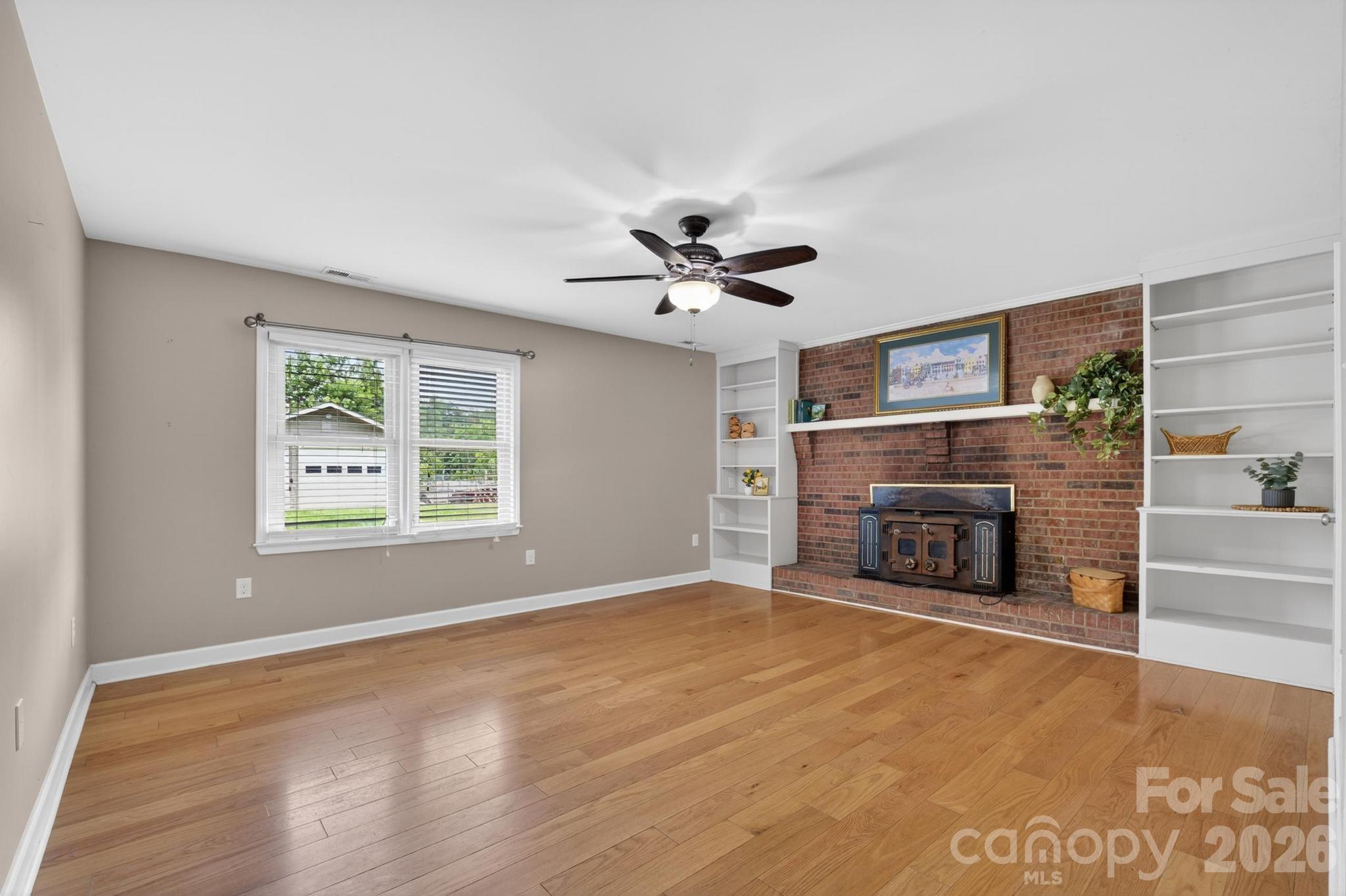 2411 Allendale Circle — Lenoir