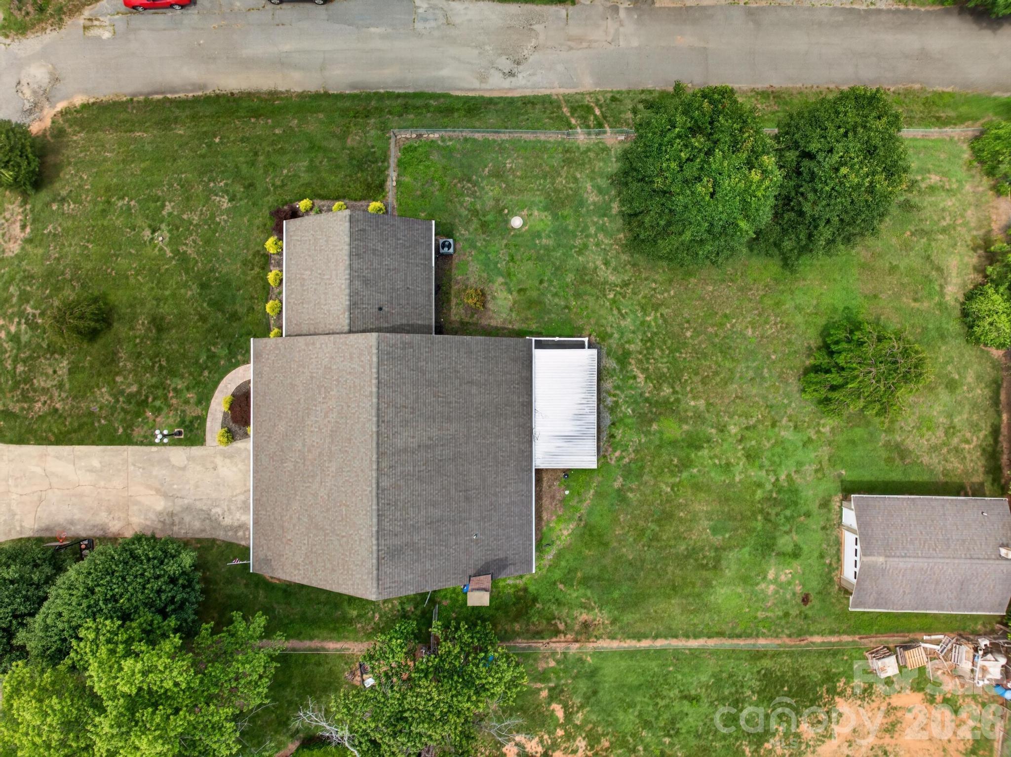 2411 Allendale Circle — Lenoir