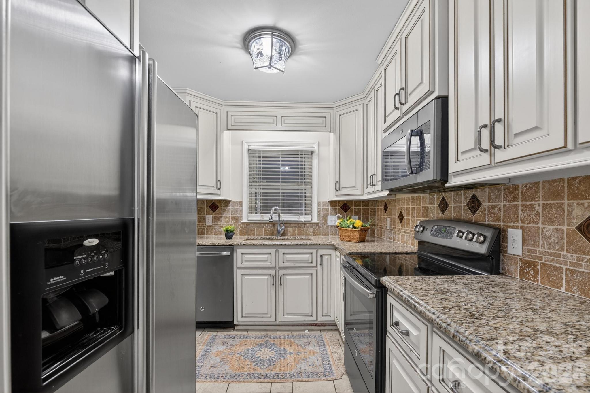 2411 Allendale Circle — Lenoir
