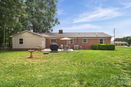 138 Shumaker Drive — Statesville