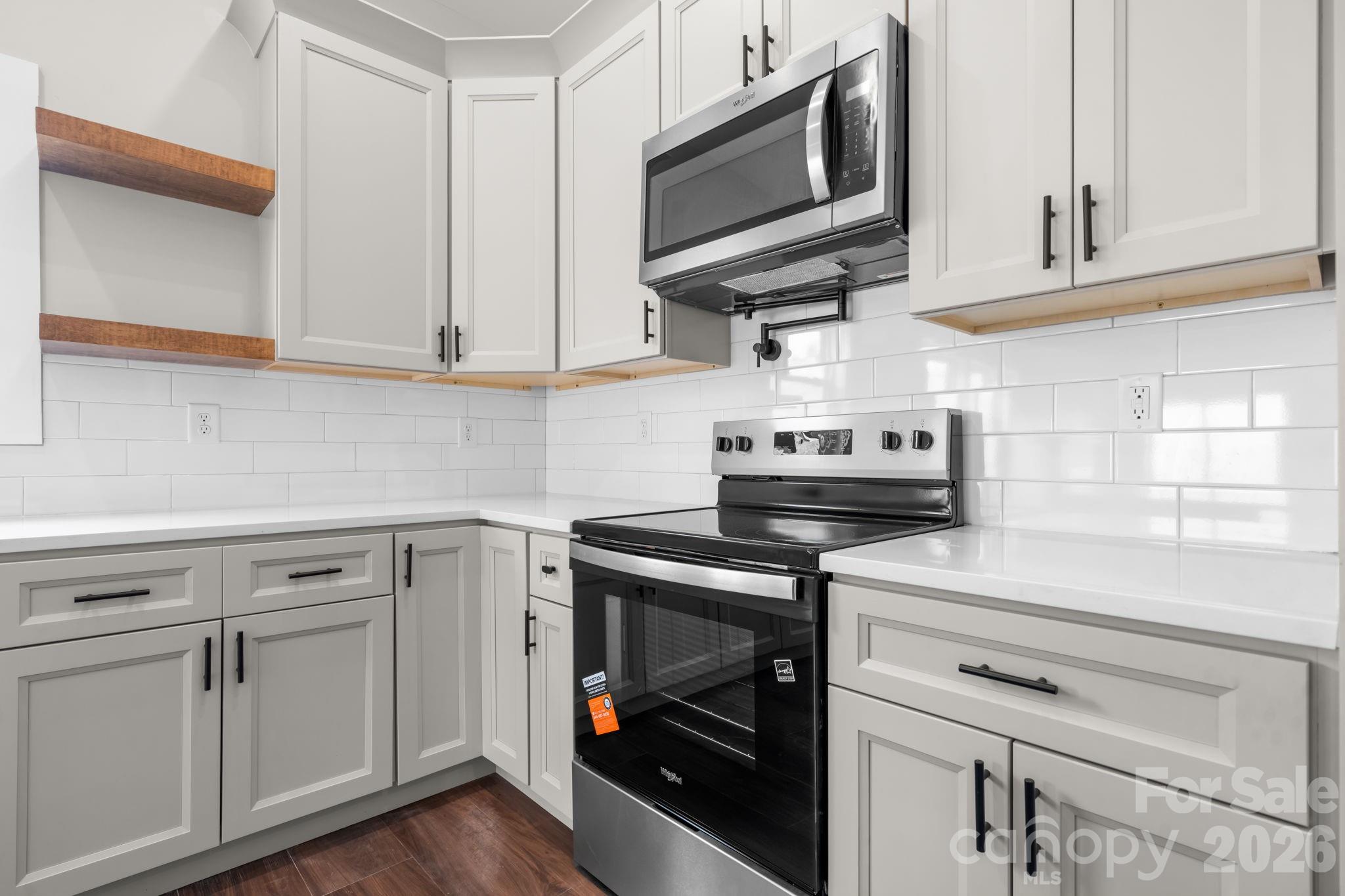 909 Overlook Drive SW — Lenoir