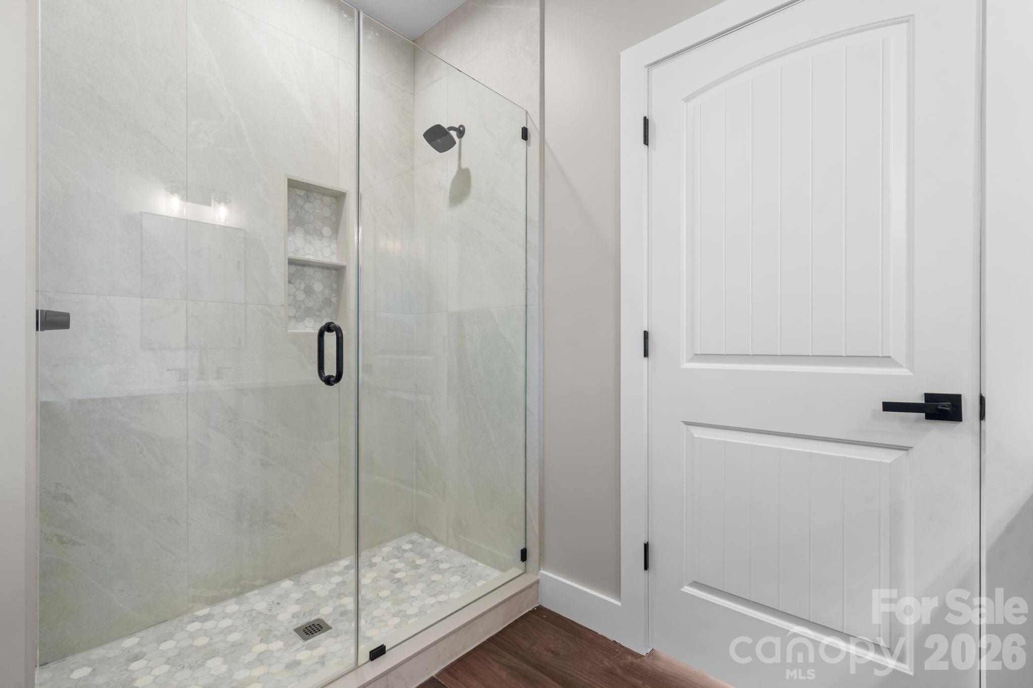 909 Overlook Drive SW — Lenoir