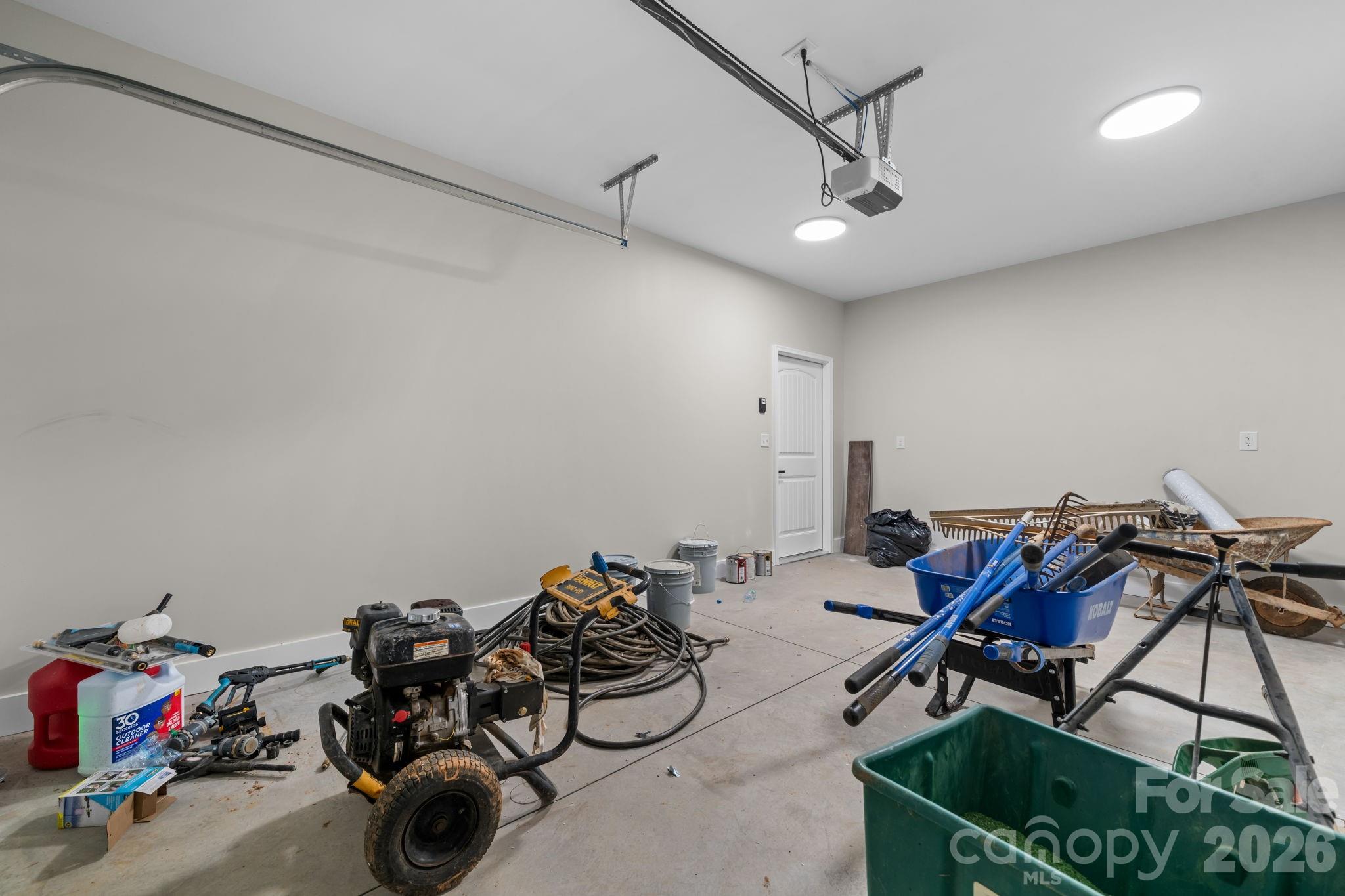 909 Overlook Drive SW — Lenoir