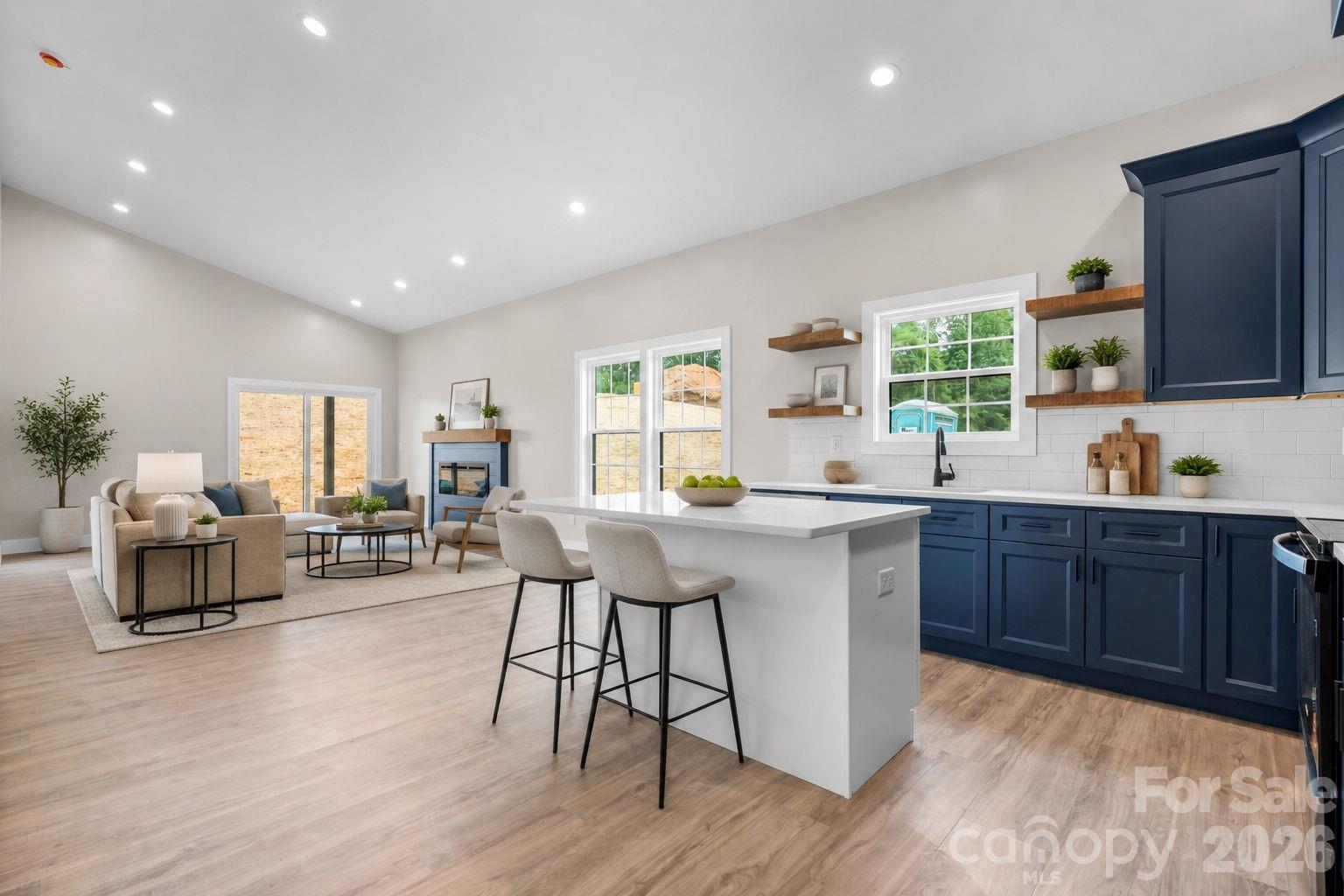 913 Overlook Drive SW — Lenoir