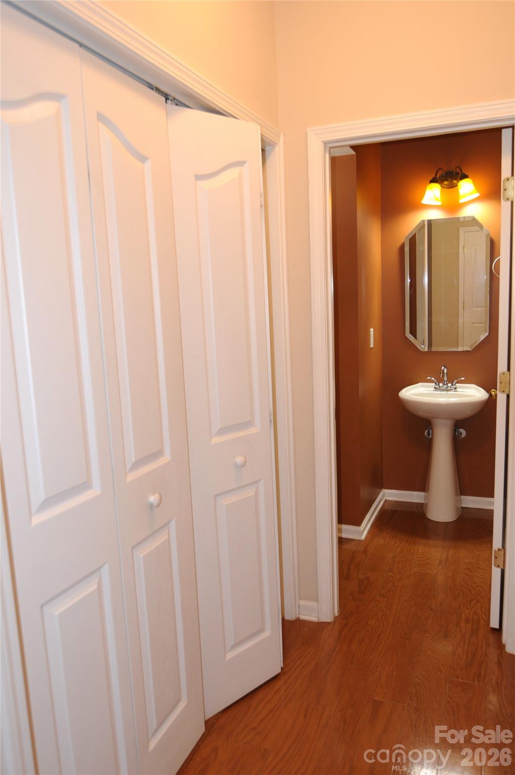 12735 Cross Dale Drive — Huntersville