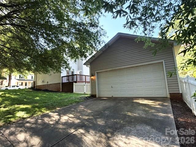 12735 Cross Dale Drive — Huntersville