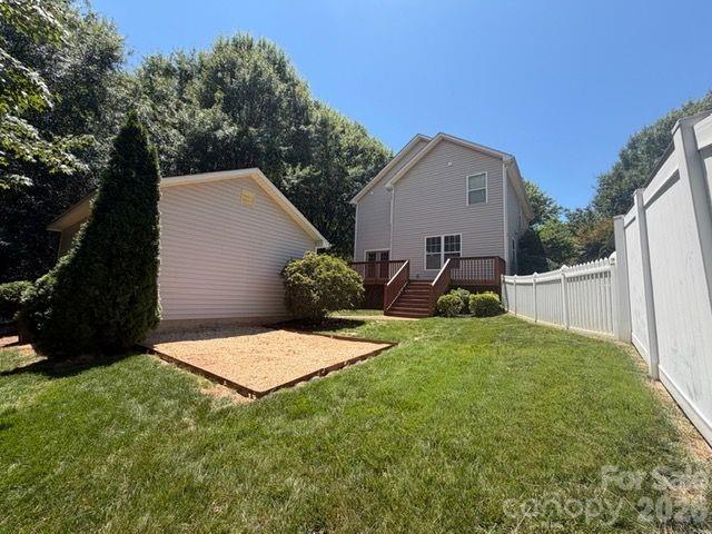 12735 Cross Dale Drive — Huntersville