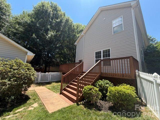12735 Cross Dale Drive — Huntersville
