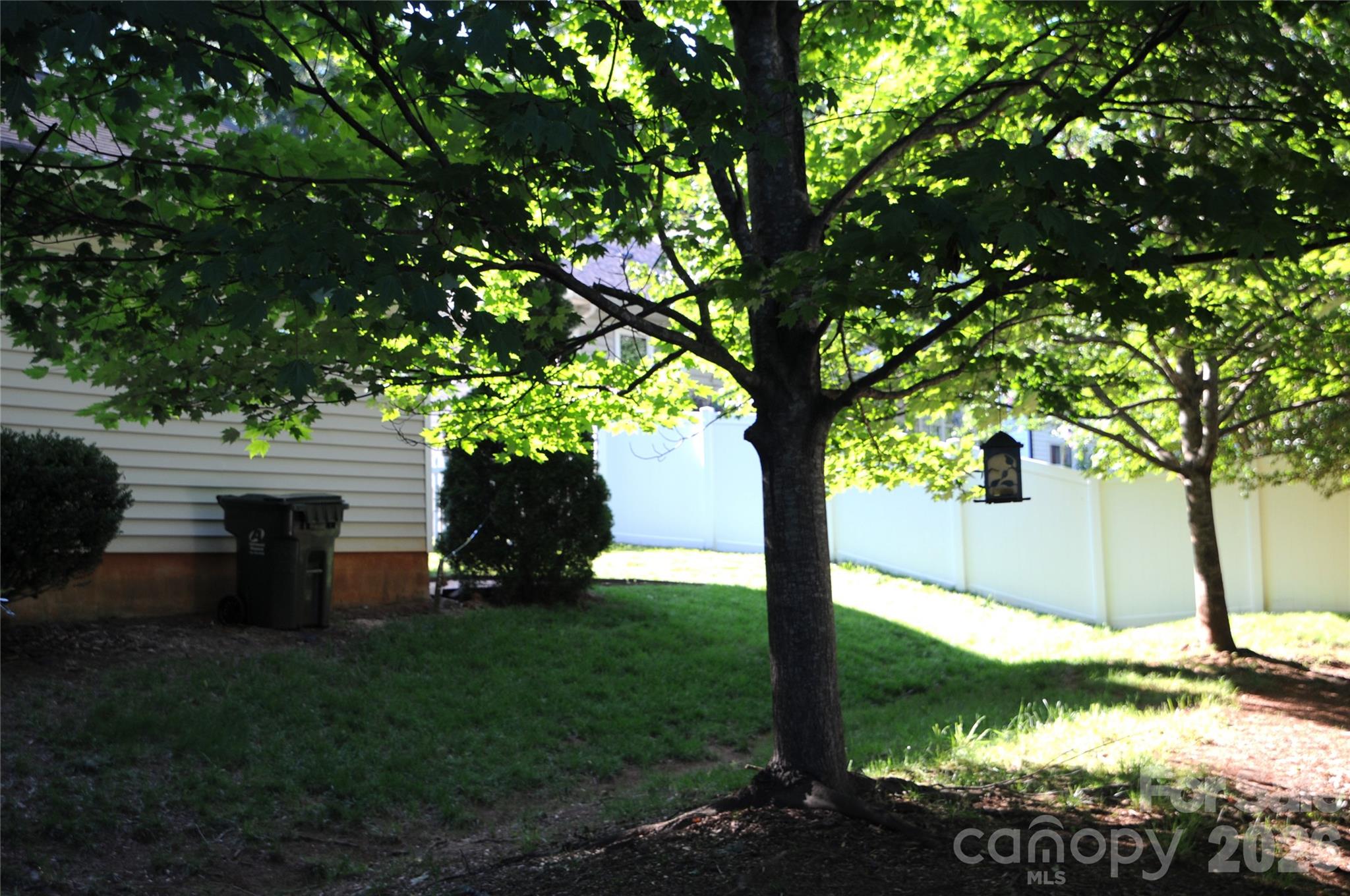 12735 Cross Dale Drive — Huntersville