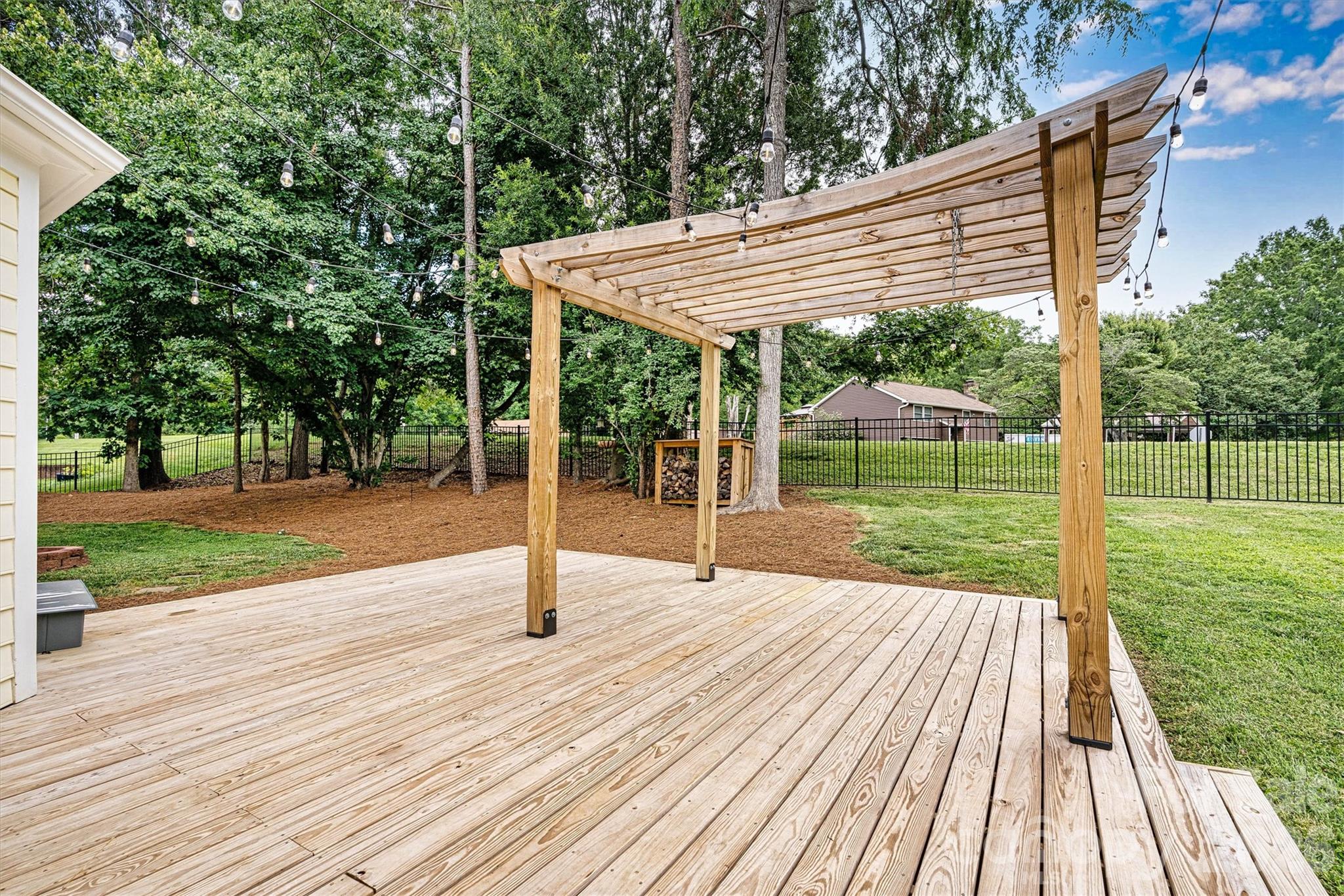 7001 Plough Drive — Mint Hill