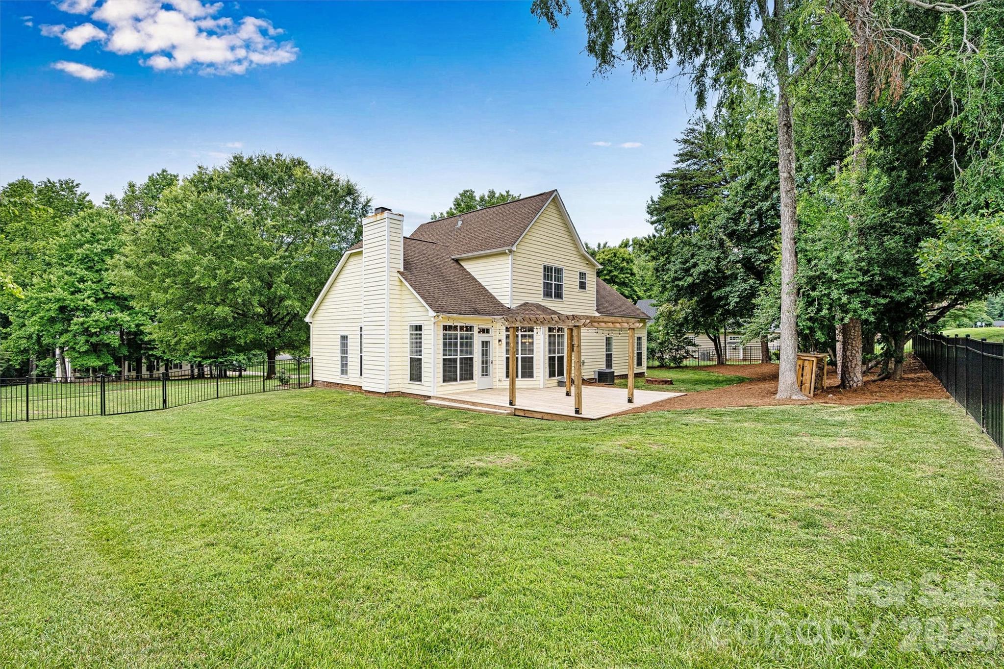 7001 Plough Drive — Mint Hill