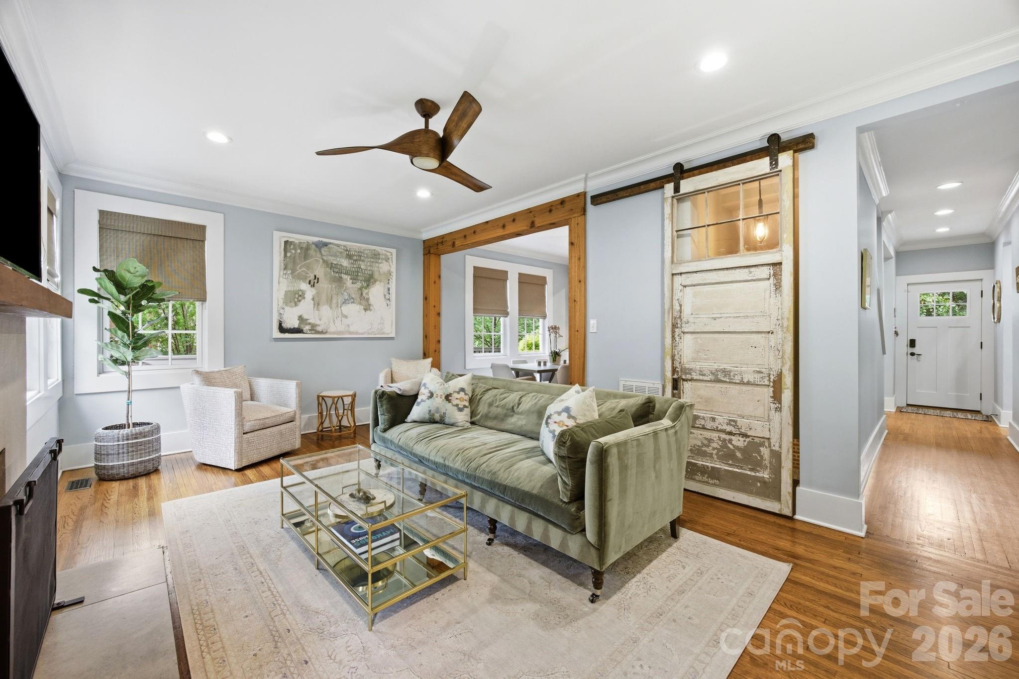 1726 S Mint Street — Charlotte